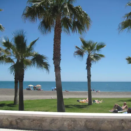 Nice Home Family - Alojamientos La Torre Torre Del Mar Exterior photo